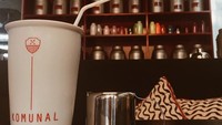 Tertulis, Never say No to coffee. Riza memang mengaku menjadi coffee addict sesuai dengan status profile di Instagramnya. Foto: Instagram @rizashahab