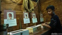 Arkeolog Prancis George Coedes menyebut pada tahun 683-686 nama Sriwijaya muncul dalam tiga prasasti berbahasa Melayu Kuno. Prasasti Kedukan Bukit, Karang Brahi di daerah pedalaman Jambi, dan Kota Kapur. Rachman Haryanto/detikcom
