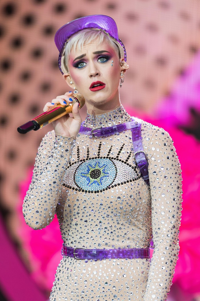 Katy Perry   (EDITORIAL USE ONLY) Katy Perry performs on day 3 of the Glastonbury Festival 2017 at Worthy Farm, Pilton on June 24, 2017 in Glastonbury, England.  (Photo by Ian Gavan/Getty Images)
