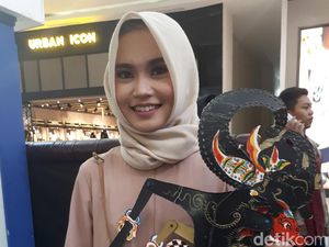 Ingin Lestarikan Budaya, Peserta Sunsilk Hijab Hunt Pidato Sambil Main Wayang