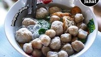 Ukuran baksonya mungil-mungil nih jadi seporsi isinya banyak banget. Kamu tau nggak ada berapa bakso yang tenggelam?  Foto: Istimewa