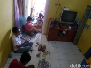Rumah Bona Pencolek Jokowi Kebanjiran Tamu, Warga hingga Pejabat