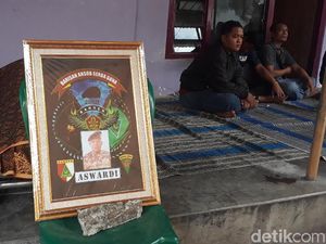 Atap Sebuah Rumah di Madiun Ambrol, Bapak Meninggal Anak Terluka