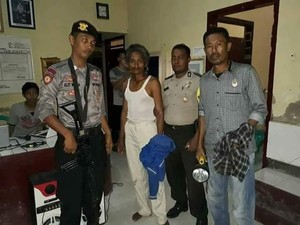 4 Jemaah di NTB Dibacok Orang Gila Saat Salat Magrib