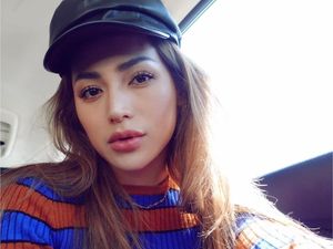 Transformasi Jessica Iskandar Berambut Brunette di AS