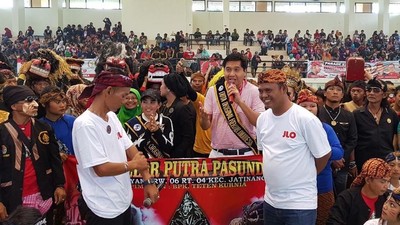 Penghargaan Budaya Sunda Reak Barong