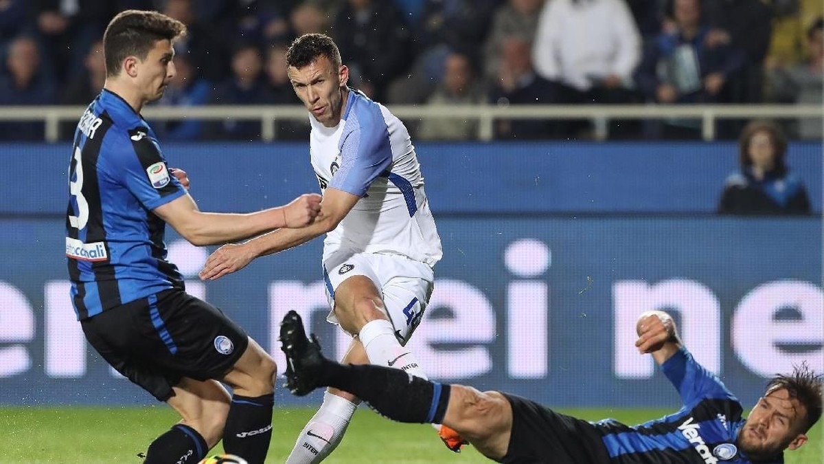 Inter Milan untuk ketiga kalinya secara beruntun gagal bikin gol (Foto: Marco Luzzani/Getty Images)