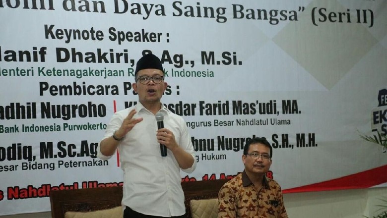 Pesan Menaker ke Perguruan Tinggi: Desain Ulang Kurikulum Pesan Menaker ke Perguruan Tinggi: Desain Ulang Kurikulum