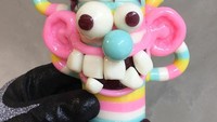 Ini namanya Hill Billy. Kali ini kreasi permennya dibuat oleh toko Red Balloon cabang Melbourne, Australia. Jangan lupa untuk menggosok gigi, anak-anak, tulis @candyartisans. Foto: Instagram @candyartisans