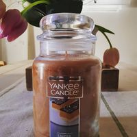Unik! Lilin Ini Keluarkan Aroma Manis Asin, Salted Caramel 