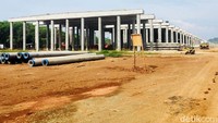 Pengusahaan jalan tol Pemalang-Batang dilakukan melalui investasi PT Pemalang Batang Toll Road yang sahamnya dimiliki oleh PT Waskita Karya dan PT Sumber Mitra Jaya.