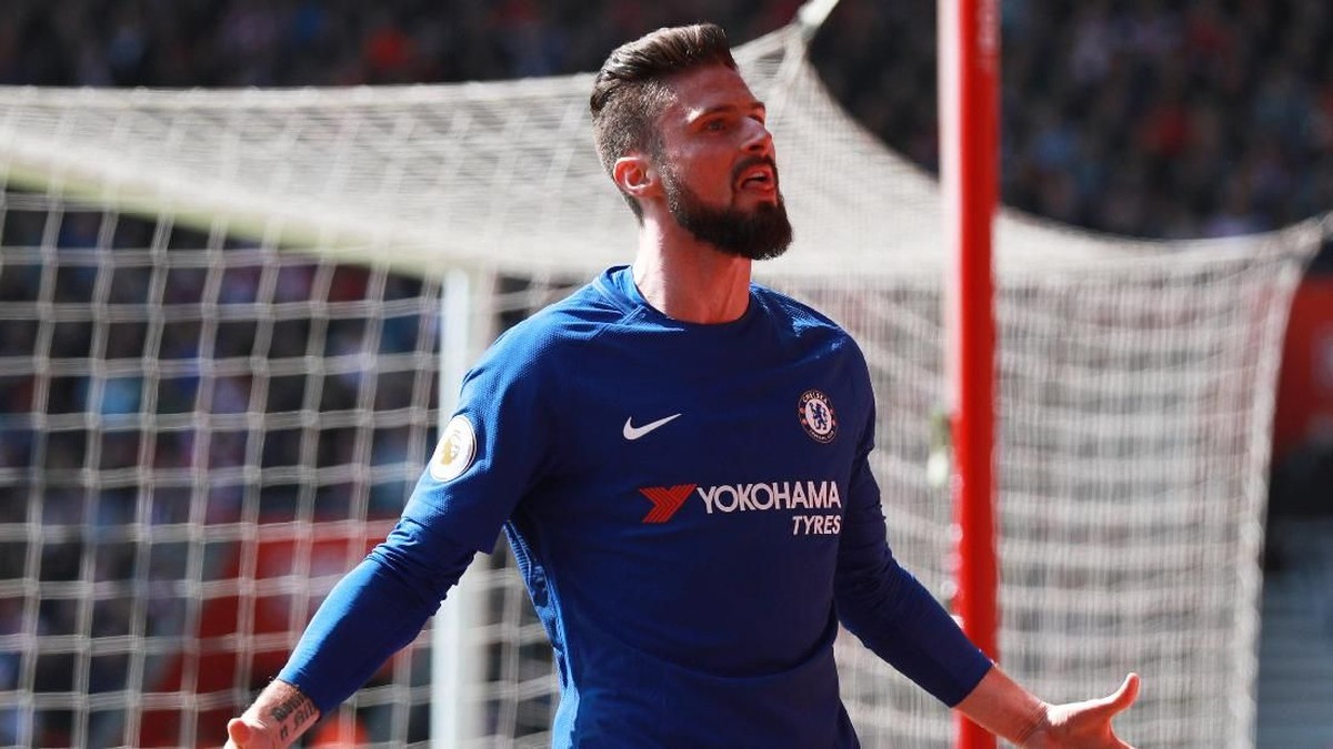 Olivier Giroud mencetak dua gol untuk membantu Chelsea membalikkan keadaan atas Southampton (Foto: Ian Walton/Reuters)