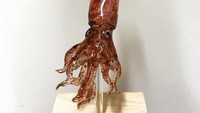 Bentuk-bentuk lolipop unik ini umumnya berasal dari hewan seperti ikan, kerang, cumi, gurita, kura-kura, kuda, musang, hingga kodok. Foto: Instagram @shinri_tezuka