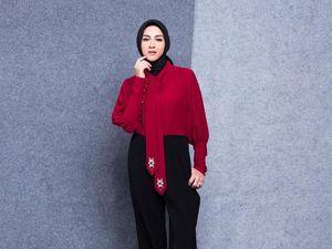 Selalu Tampil Stylish, Ini 5 Fashion Item Favorit Nina Zatulini