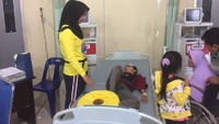 Sementara 12 penumpang mengalami luka ringan dan selanjutnya diboyong ke rumah sakit di Aceh Besar. 
