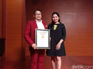 Eks Anak Buah OC Kaligis Pecahkan Rekor Jadi Ahli Termuda di MA-MK