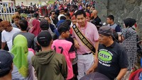 Kegiatan festival seni budaya sunda reak barong ini di ikuti oleh 56 grup se Kab. Sumedang yang terdiri dari 2.329 orang peserta pemain. Kegiatan tersebut juga dalam rangka peringatan HUT Kab. Sumedang ke-440 dan Hari Jadi Kec. Jatinangor ke-18. Foto: dok. Kab. Sumedang