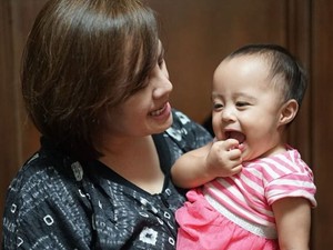 Lucunya Cara Cynthia Lamusu Menghukum Putri Kecilnya
