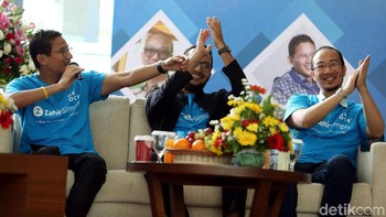 Sandiaga Uno menjelaskan mengenai program 7P dalam kegiatan OK OCE yang meliputi pendaftaran, pelatihan, pendampingan, perizinan, pemasaran, pelaporan keuangan, dan permodalan.