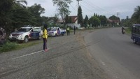 Saat itu, bus sekolah berpelat BL 7002 U melaju dengan kecepatan tinggi dari arah Medan menuju Banda Aceh. 