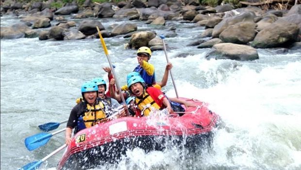 rafting sungai elo progo
