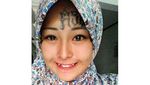 Berhijab & Wajah Bertato, Mantan Anak Punk Ini Viral