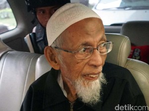 Jejak Kasus Abu Bakar Baasyir yang Akan Bebas Pekan Depan