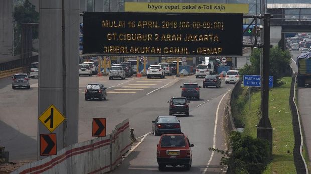 Salah satu sudut Jalan Tol Jagorawi.