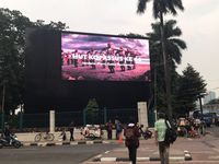 Videotron yang ada di Senayan (dekat lapangan soft ball).
