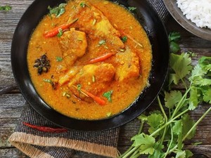 Menu Ke-23 : Sedapnya Kari Ikan dan Kare Kepiting yang Gurih Kaya Bumbu