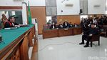 Sidang Perdana Ahmad Dhani