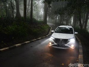 Berita Populer: Toyota Rush Ditarik, Mobil Presiden BMW