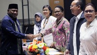 Rapat digelar di Gedung Nusantara II, kompleks parlemen, Senayan, Jakarta, Senin (16/4/2018). Rapat dipimpin oleh Ketua Komisi VIII Ali Taher.