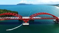 MURI memberikan 2 penghargaan kepada salah satu jembatan terindah Indonesia ini, pengiriman jembatan rangka baja utuh dengan jarak terjauh dan rekor pemasangan jembatan rangka baja utuh terpanjang. Istimewa/dok.Sekretariat Presiden Biro Pers Media dan Informasi  
