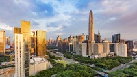 Satu lagi menara tertinggi di negeri tirai bambu, yaitu Ping An Finance Centre di Shenzhen, Guangdong, dengan tinggi 599 meter. Foto: Getty Images