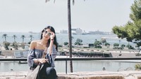 Momen Maudy plesir ke Pulau Mallorca, Spanyol. Anggun kan? (Maudy Ayunda/Instagram)