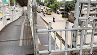 Pembatas JPO yang putus hanya ditutup dengan besi seadanya.