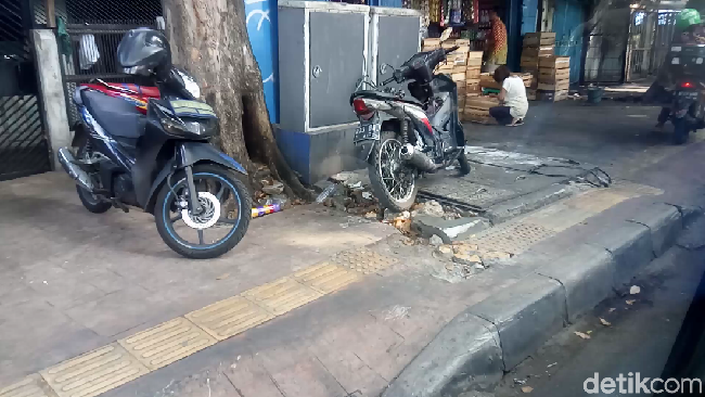 Pemotor Lewat Trotoar Siap-siap Bisa Dipenjara