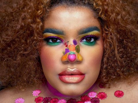 Antimainstream! Pakai Makeup di Hidung Kini Jadi Tren