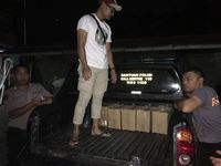 Ratusan Botol Miras Disita dari Toko Swalayan di Cilegon