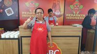 Ini Dia Rahasia Pak Sartono Peracik Mie Paling Pedas di Dunia