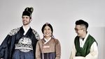 Foto: Dian Sastro, Hanbok & Sakura Bersemi di Korea