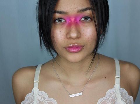 Antimainstream! Pakai Makeup di Hidung Kini Jadi Tren