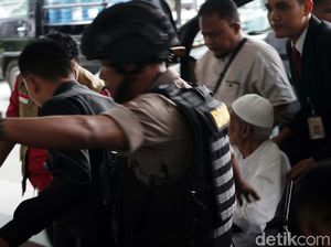 Abu Bakar Baasyir Cek Kesehatan di RSCM