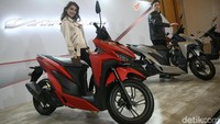 Diikuti Honda Vario 150 dengan angka 45.289 unit. Foto: Agung Pambudhy