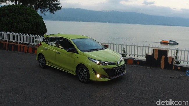 Menjajal Toyota Yaris Versi Joker