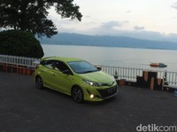 Menjajal Toyota Yaris Versi Joker