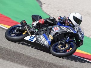 Galang Hendra Kibarkan Merah Putih di World Supersport 300 Ceko