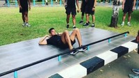 Latihan diarahkan untuk membentuk ketahanan dan kebugaran, kecepatan gerak dan kekuatan otot-otot tubuh, tulis Suhartono, Komandan Paspampres dalam akun Instagramnya. Foto: Instagram/suhartono323
