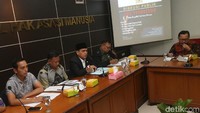 Beberapa tokoh yang hadir seperti Direktur Imparsial Al Araf, komisioner Komnas HAM Choirul Anam,  Pokja RUU Terorisme, Muhammad Syafii dan Inspektur Babinkum Mabes TNI, Kolonel CHK Edy Imran.